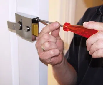 Neighborhood Locksmith Store Hampton, VA 757-267-1054 - lock-locksmith